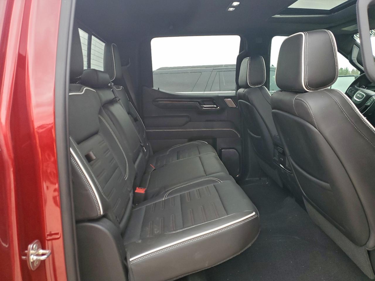 2024 GMC Sierra