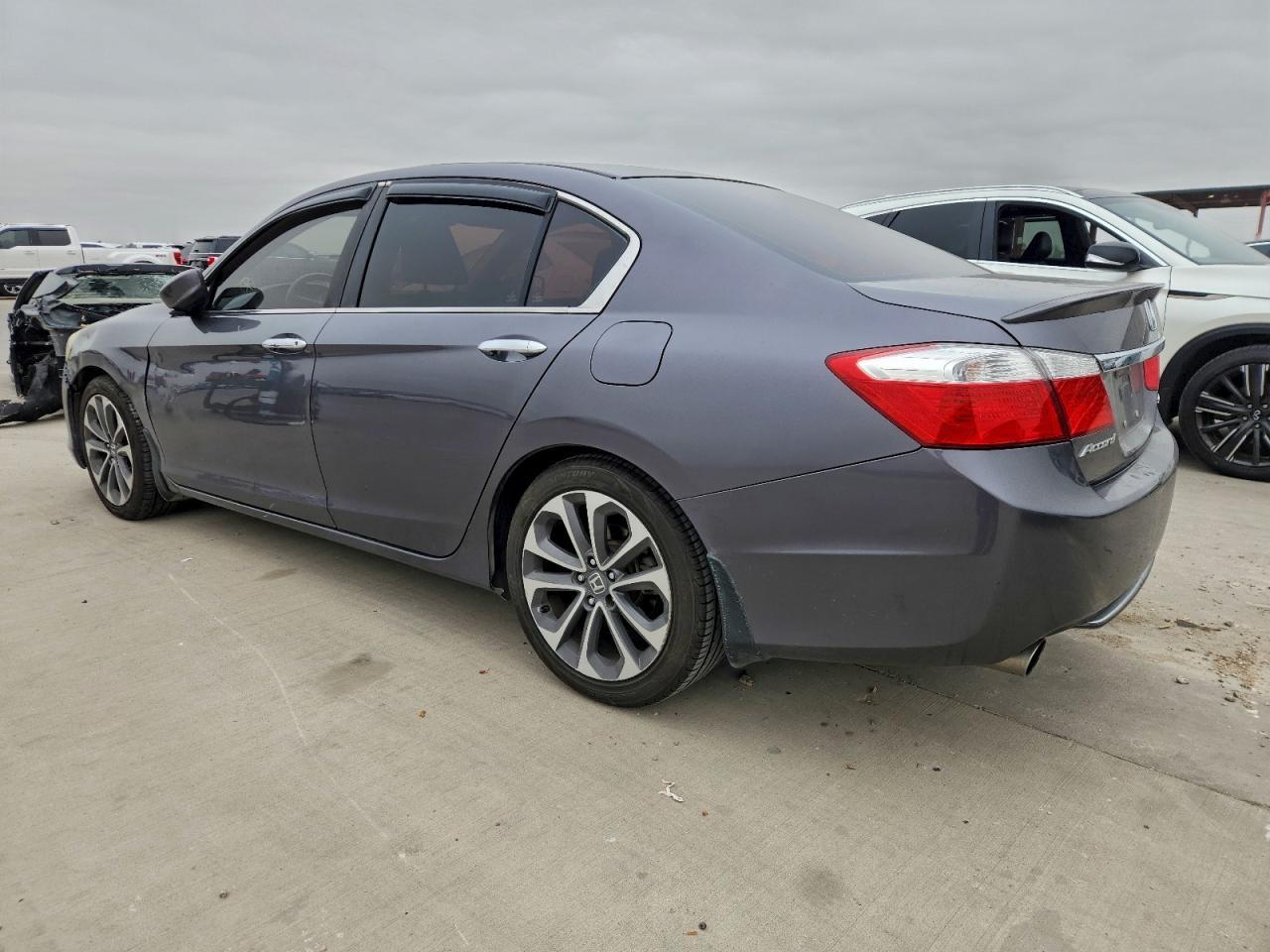 2015 HONDA ACCORD