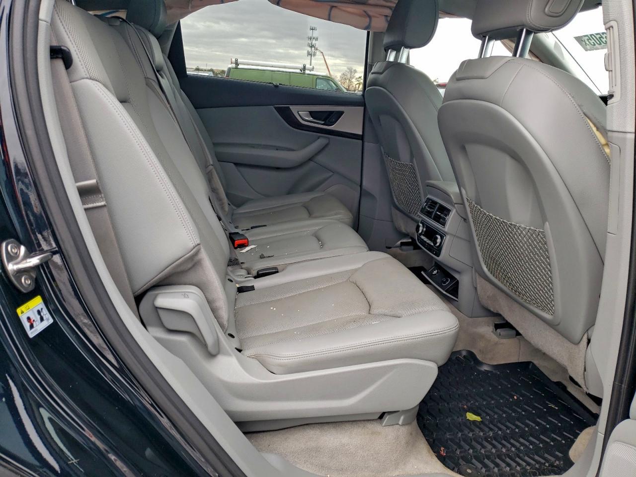 2017 AUDI Q7