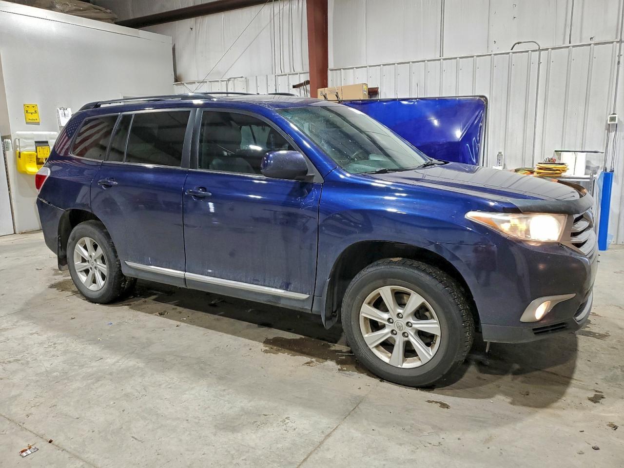 2013 TOYOTA HIGHLANDER