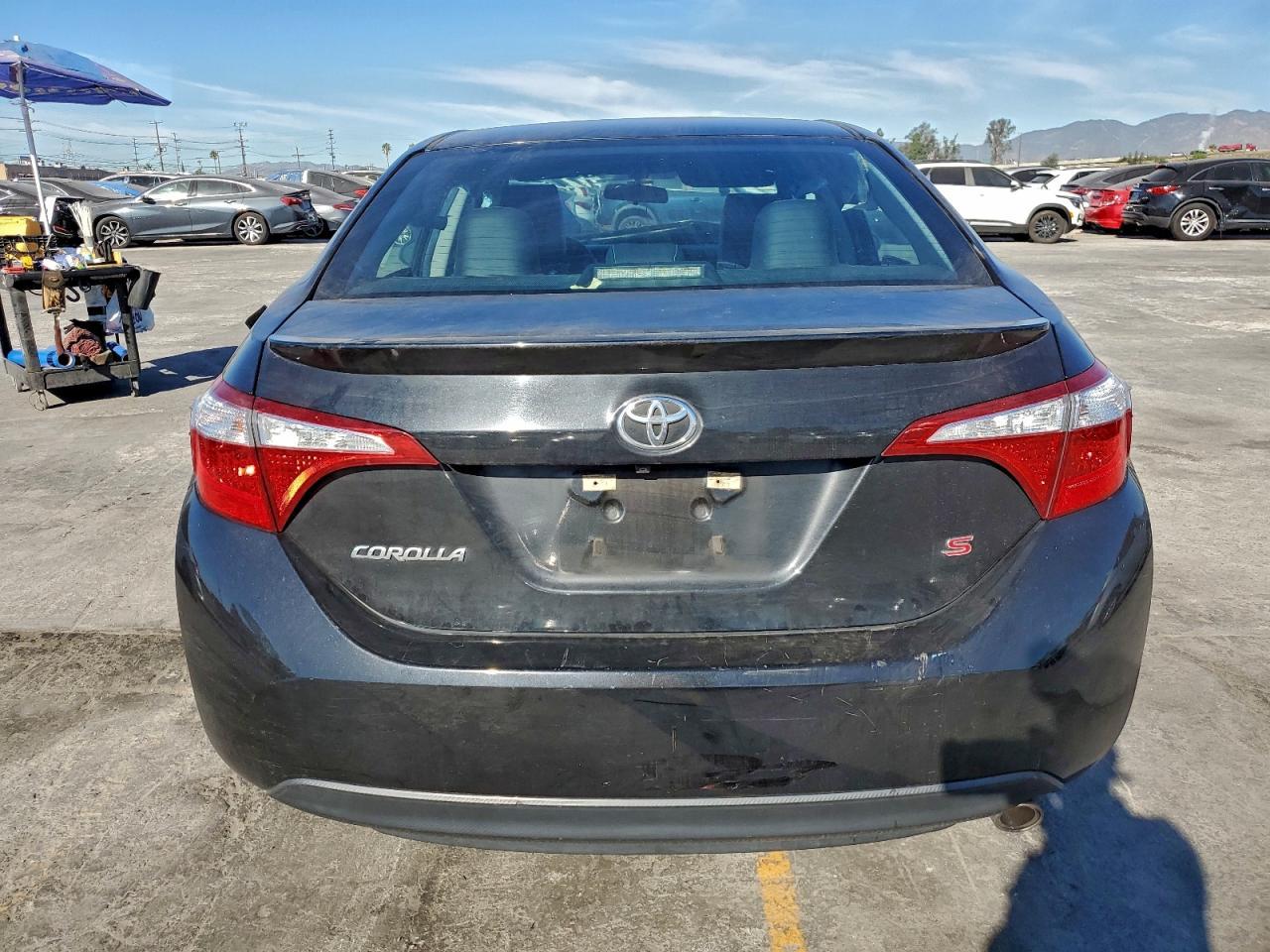 2016 TOYOTA COROLLA