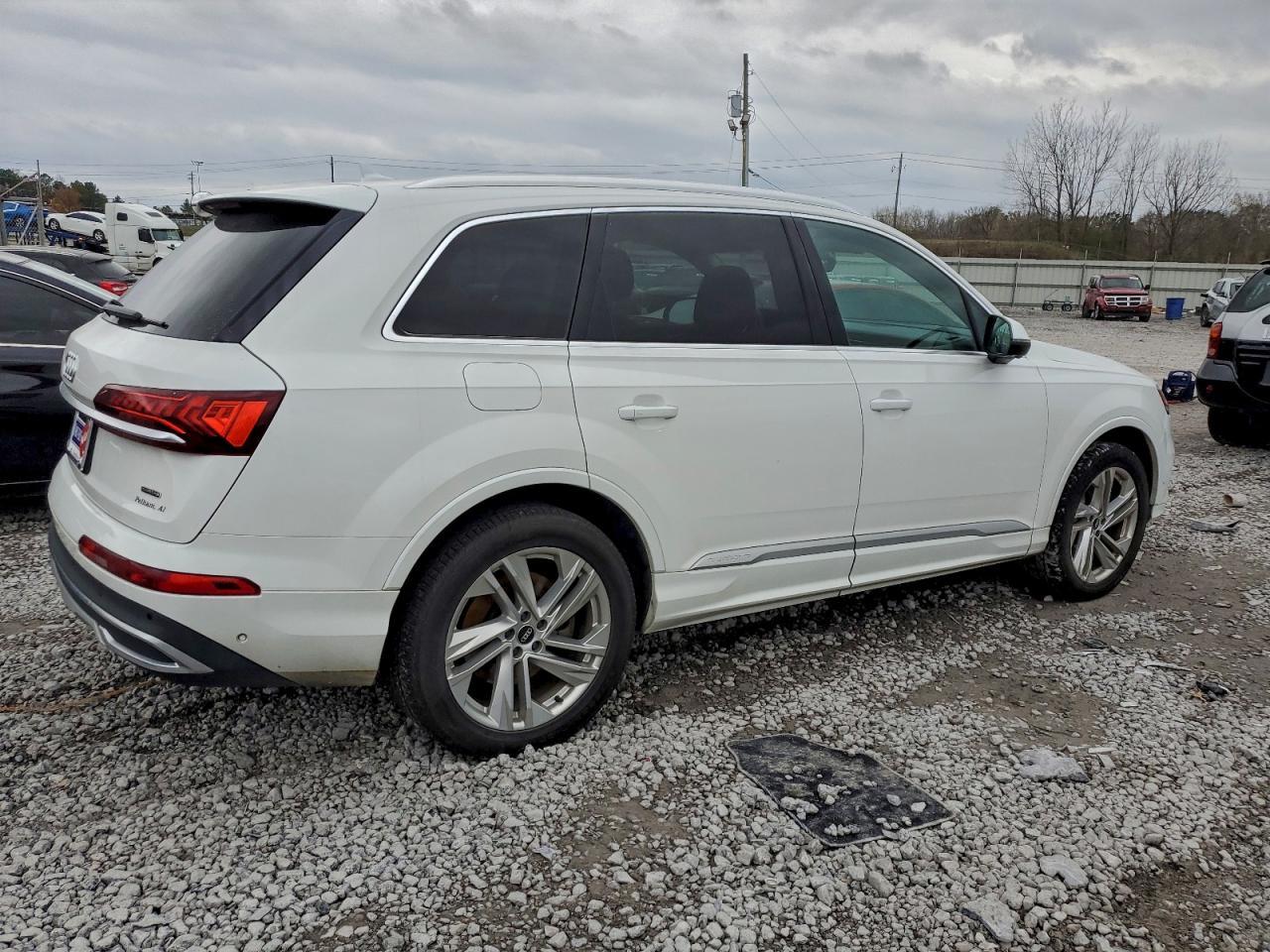 2021 AUDI Q7