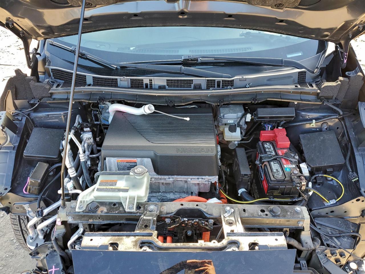 2019 NISSAN LEAF