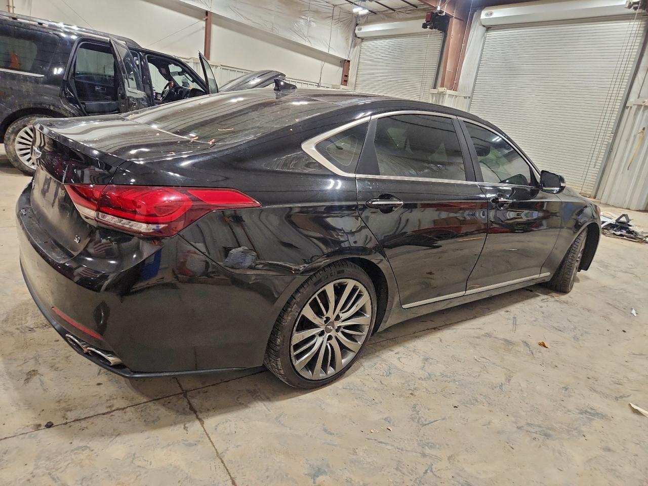 2015 HYUNDAI GENESIS
