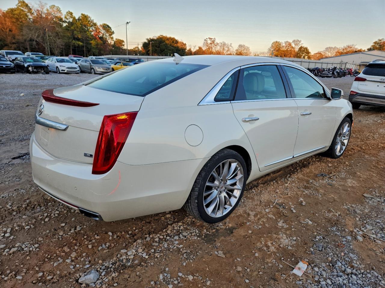 2013 CADILLAC XTS