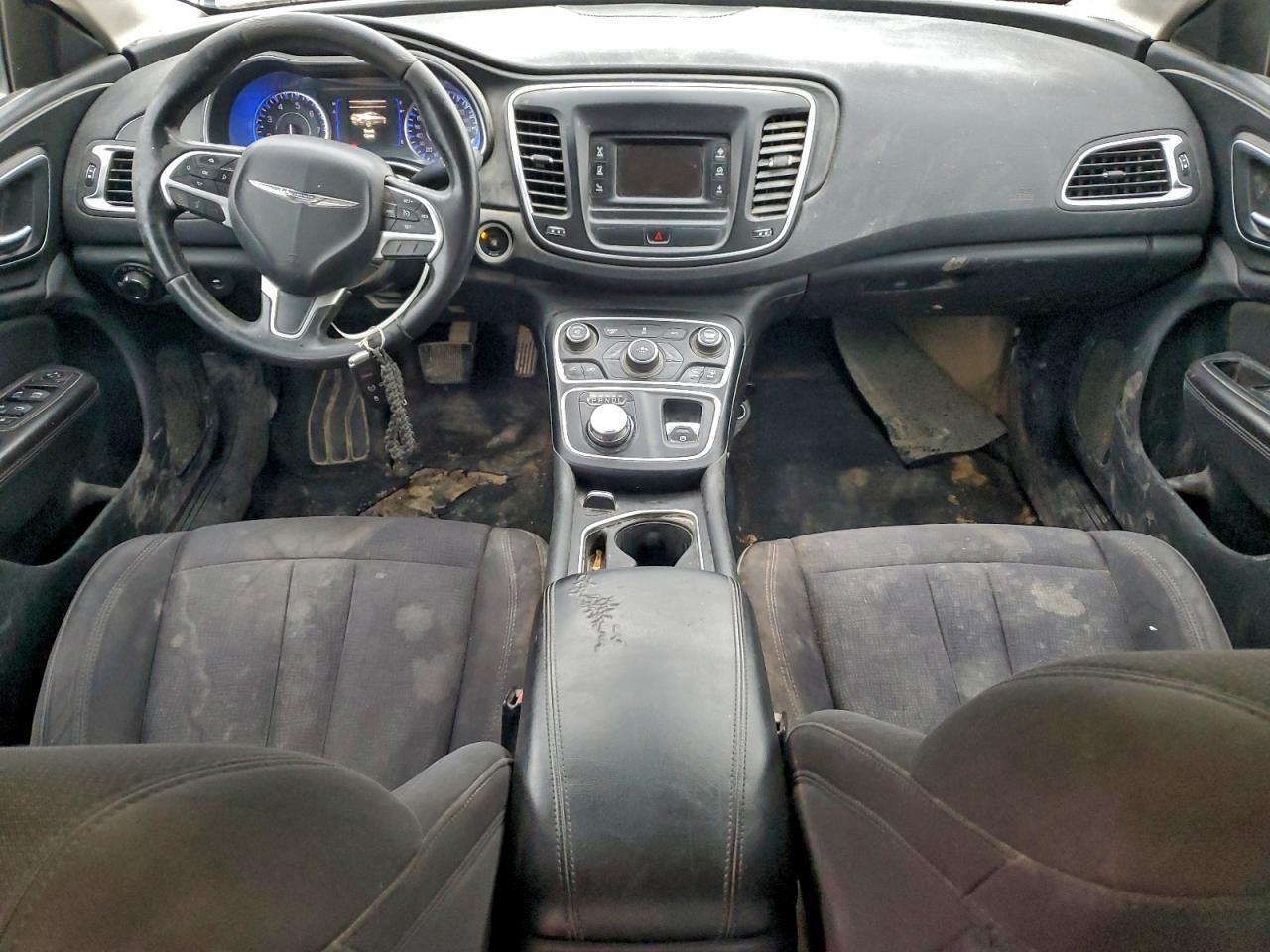 2015 CHRYSLER 200