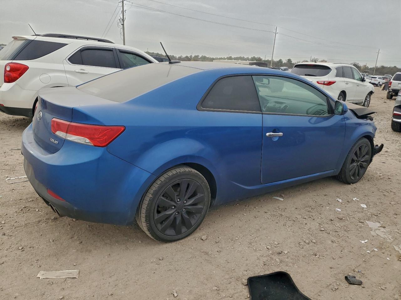 2013 KIA FORTE
