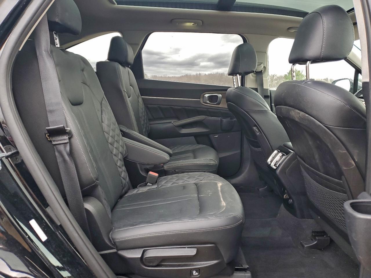 2022 KIA SORENTO