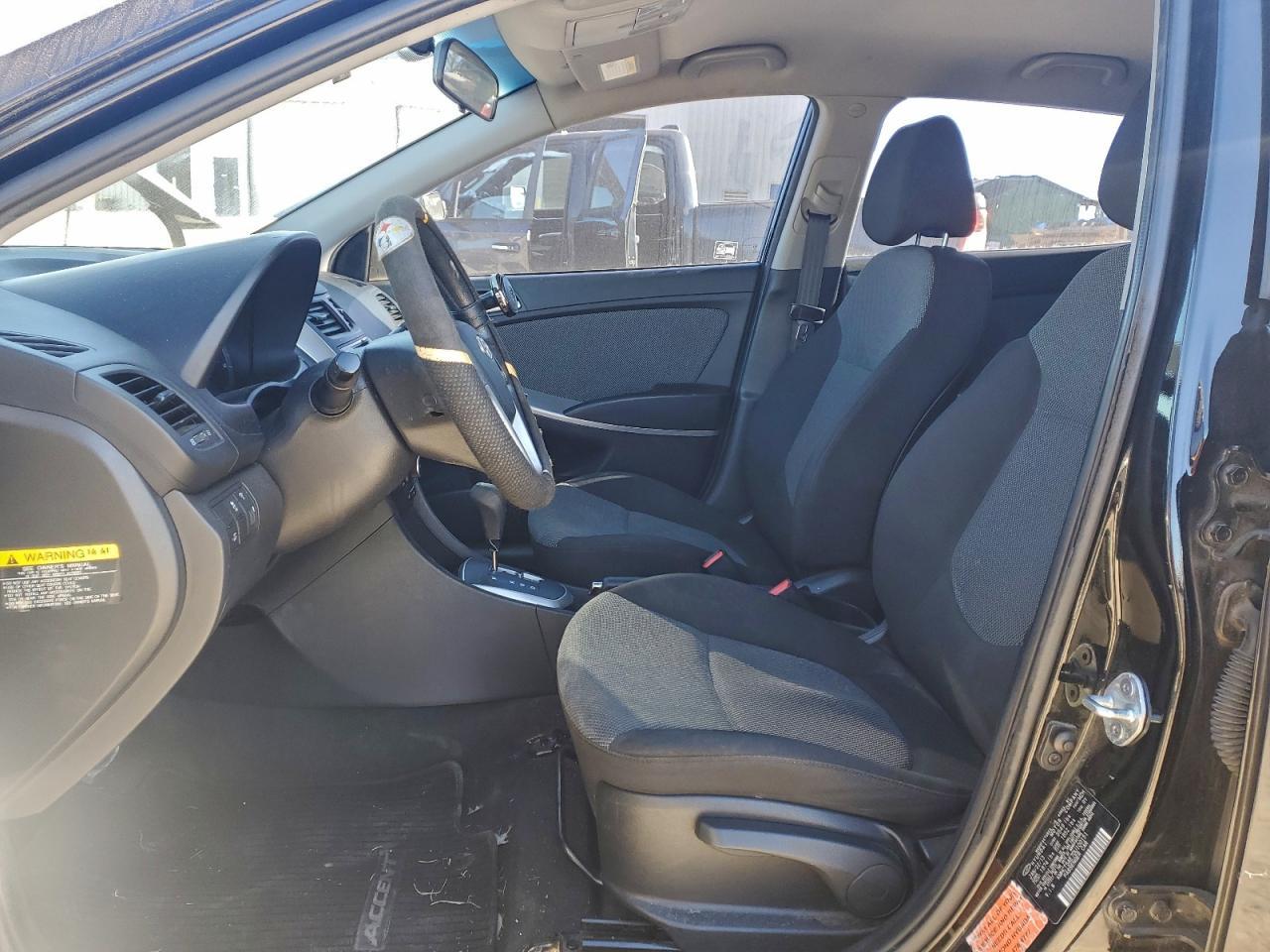 2013 HYUNDAI ACCENT