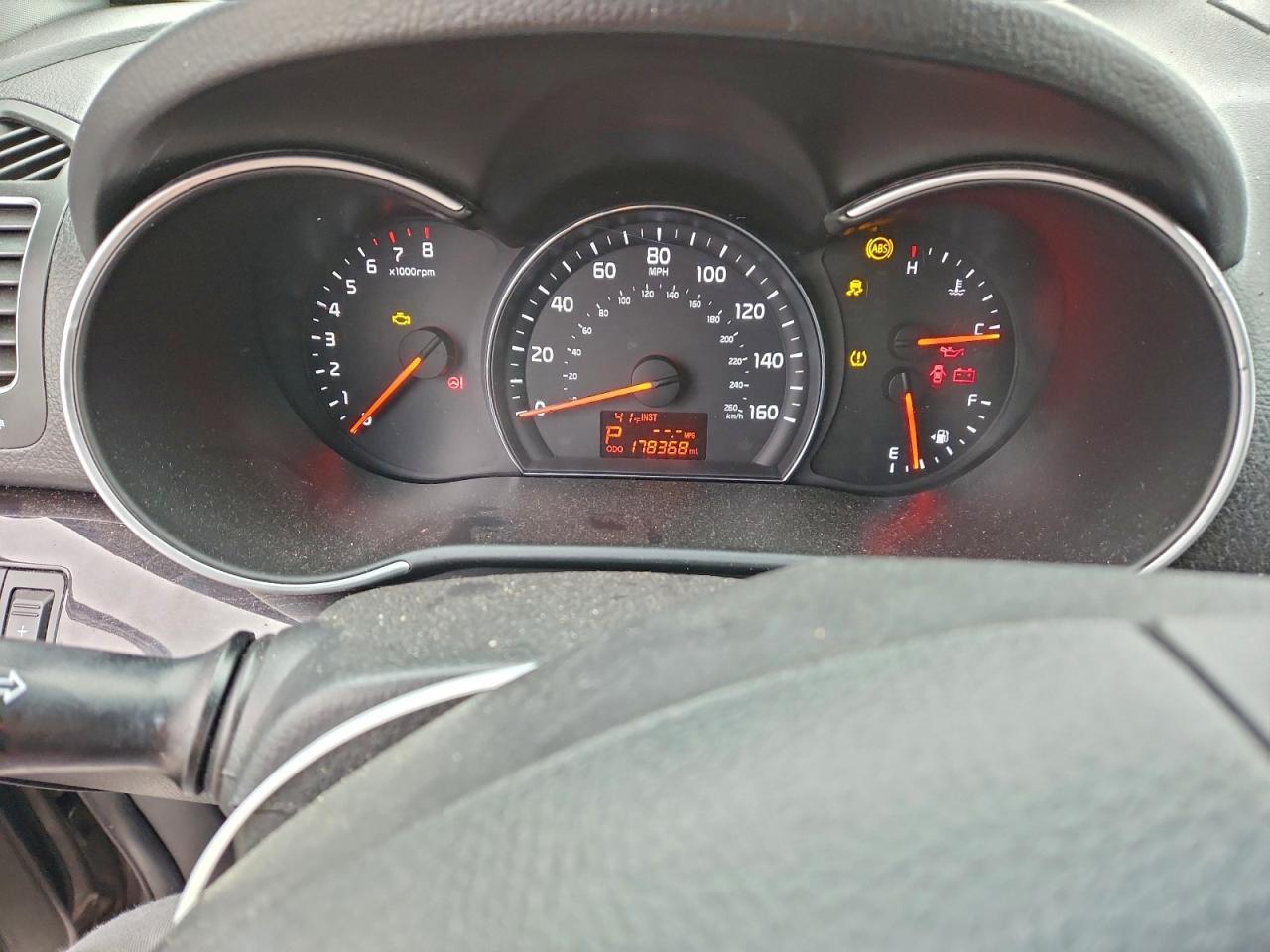 2014 KIA SORENTO