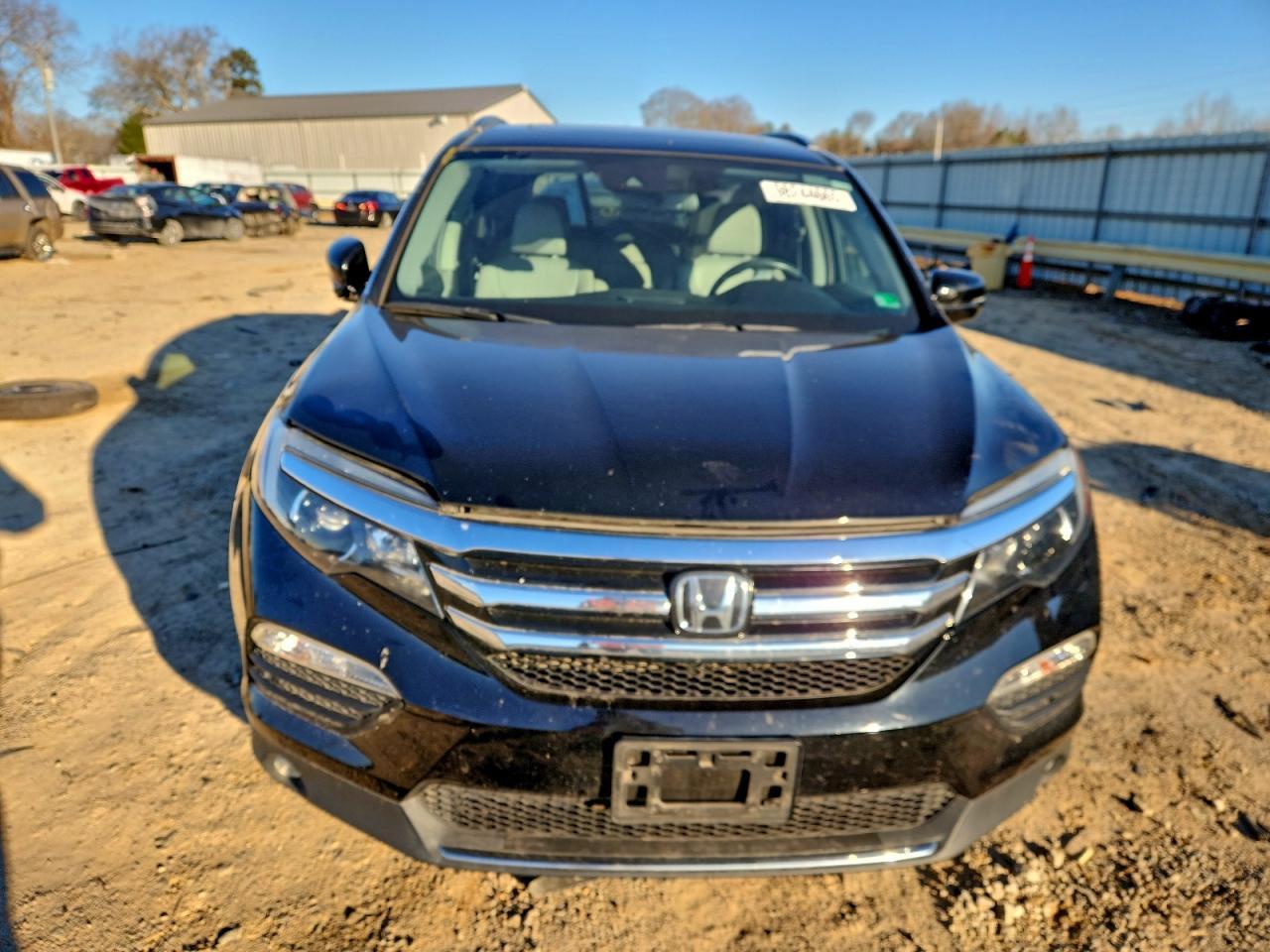 2017 HONDA PILOT