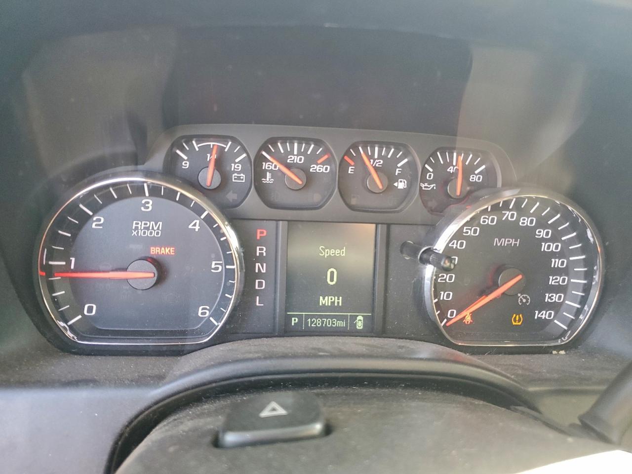 2018 CHEVROLET Silverado