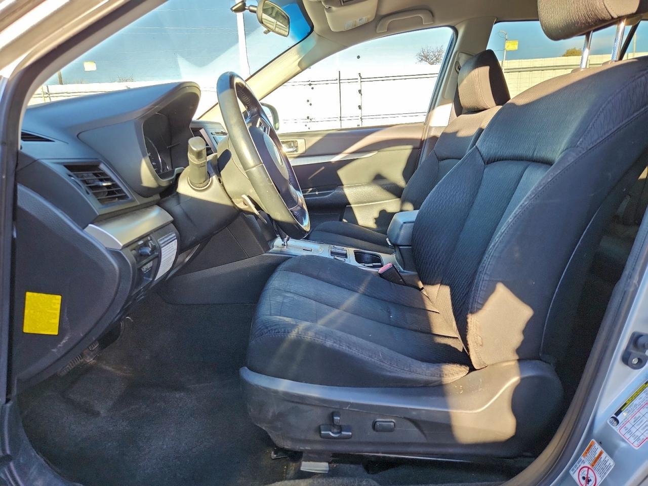 2012 SUBARU Outback