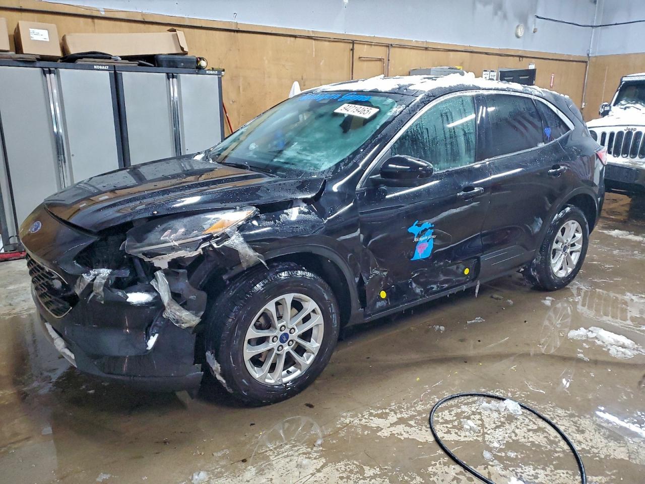 2021 FORD ESCAPE