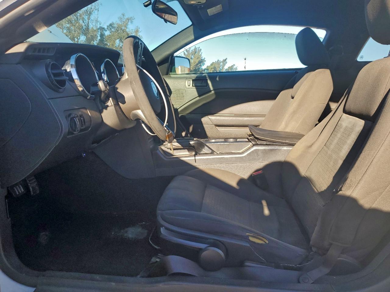 2006 FORD MUSTANG