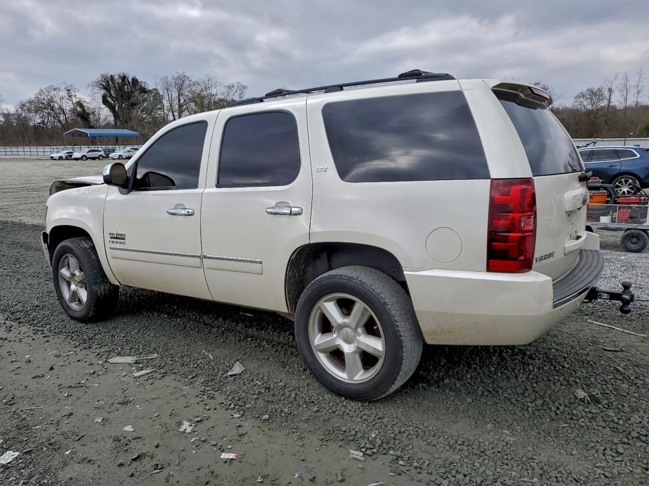2011 CHEVROLET Tahoe