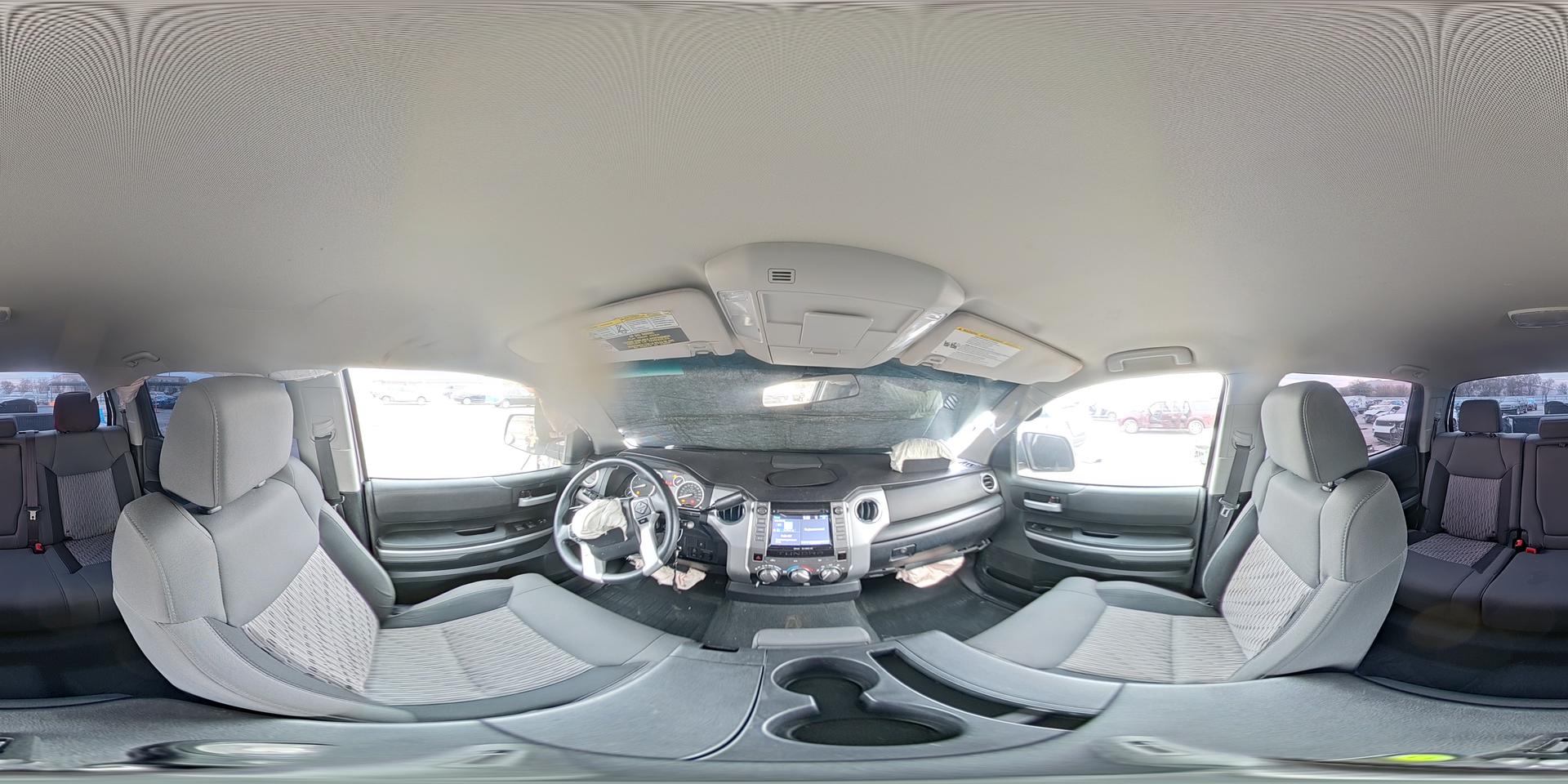 2017 TOYOTA TUNDRA
