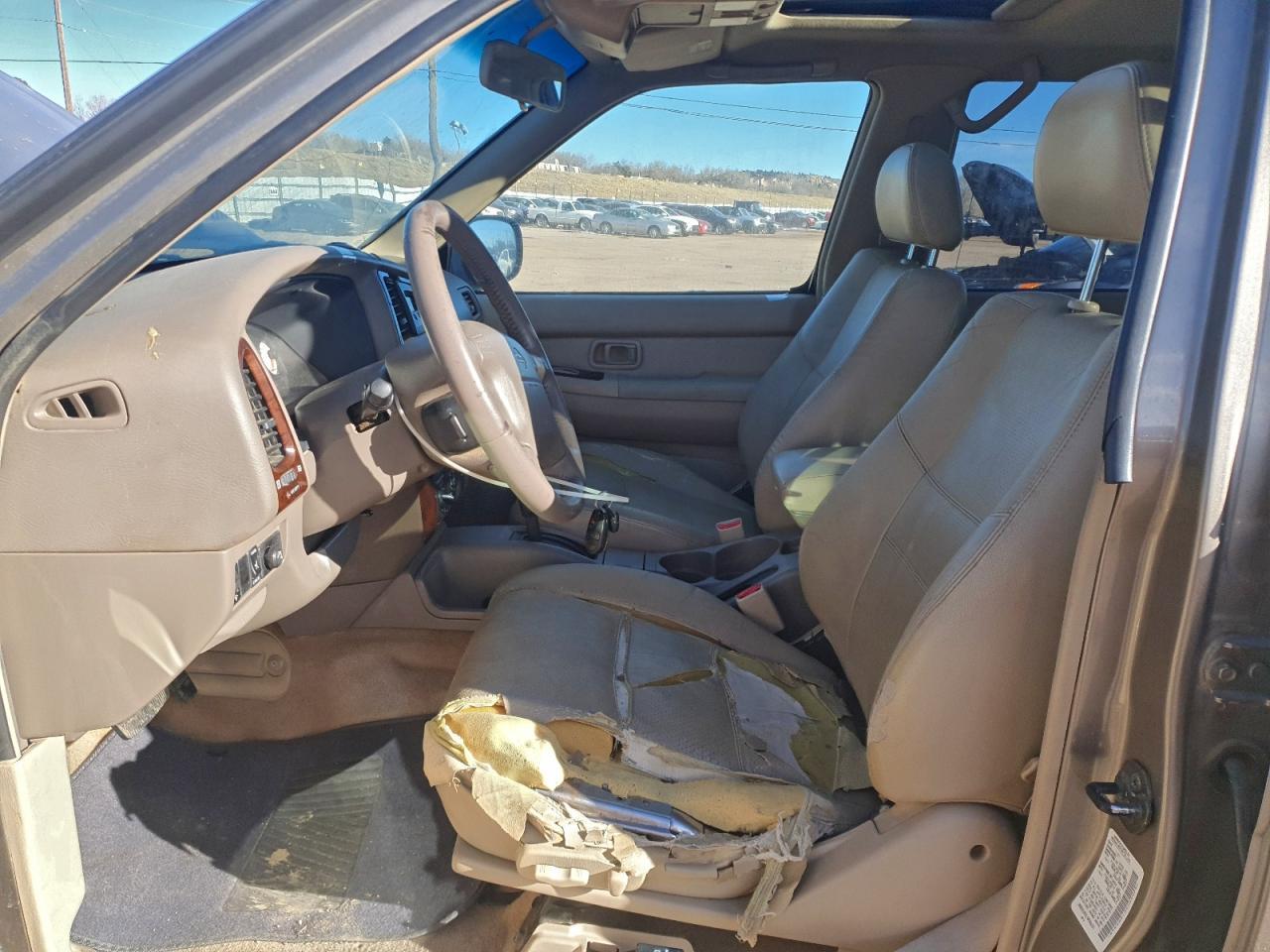 2001 NISSAN PATHFINDER
