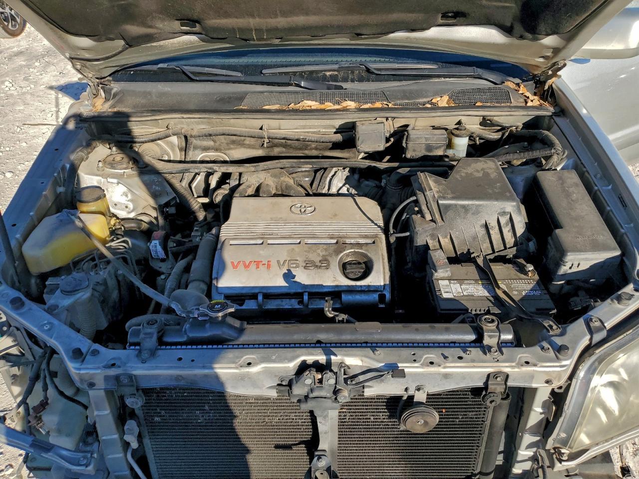 2004 TOYOTA HIGHLANDER