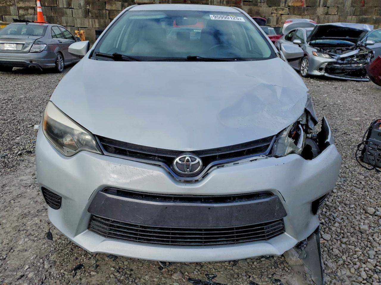 2015 TOYOTA COROLLA