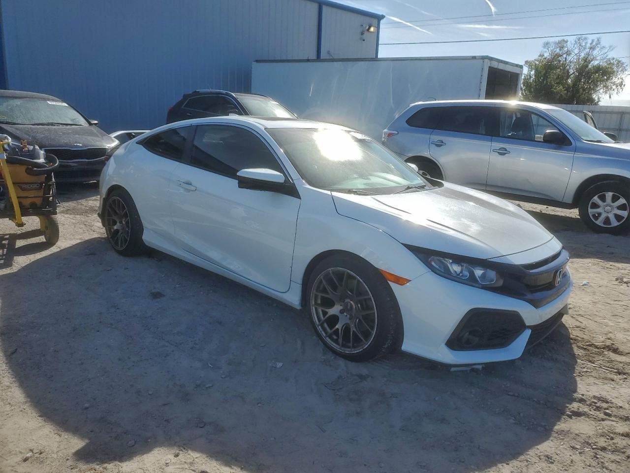 2017 HONDA CIVIC