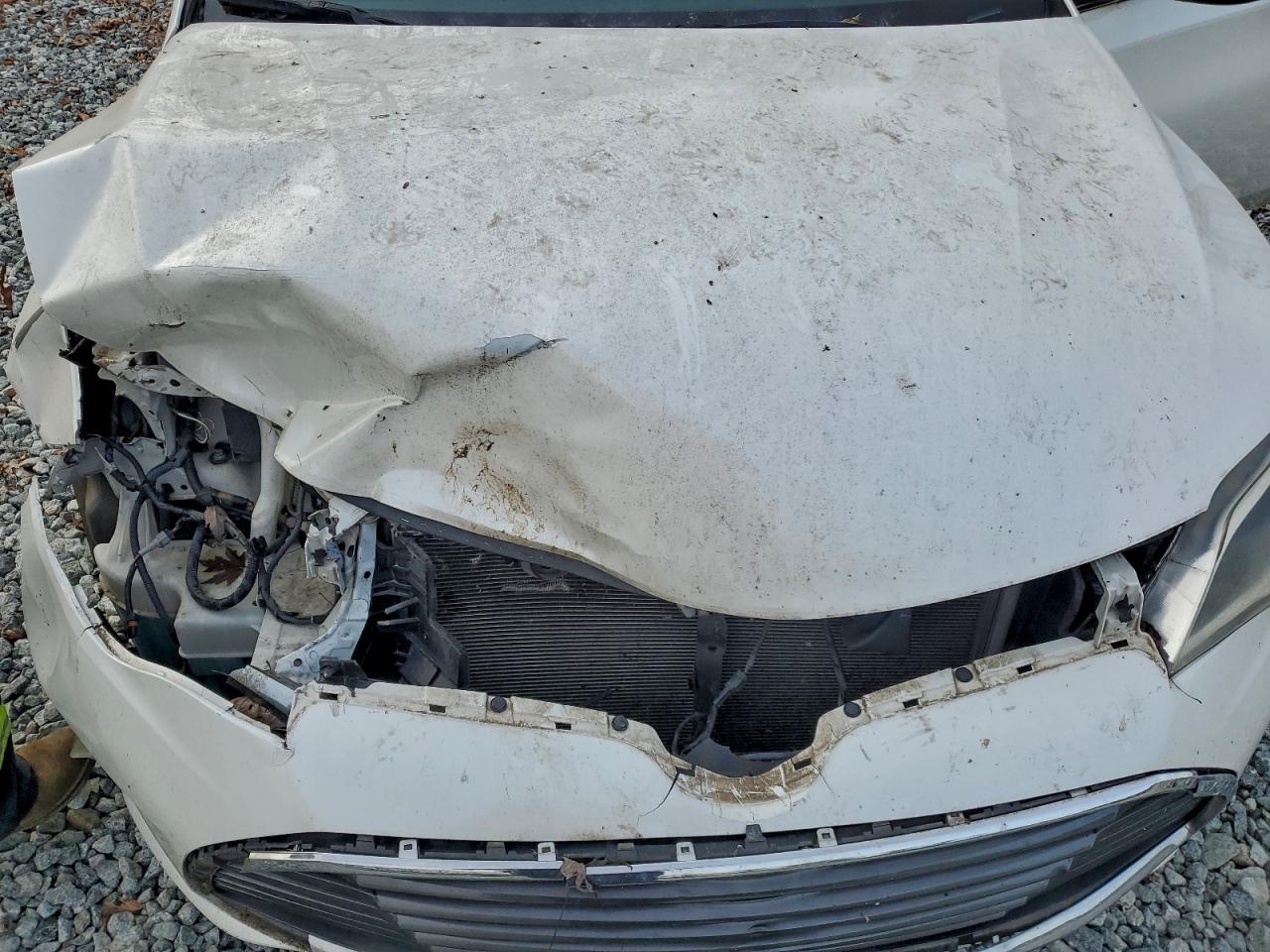 2016 TOYOTA Avalon
