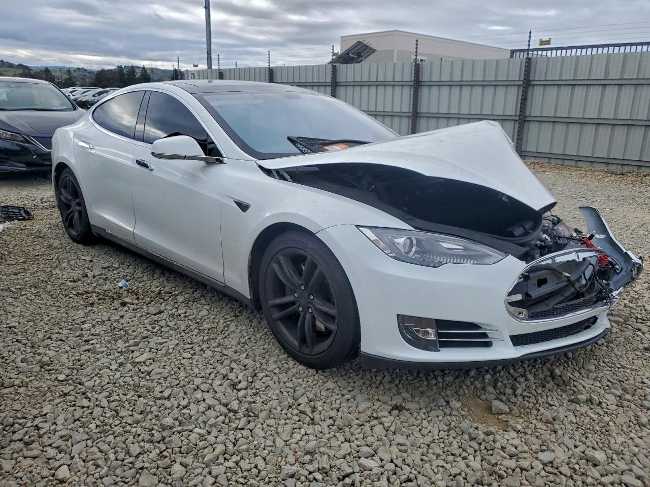 2013 TESLA MODEL S