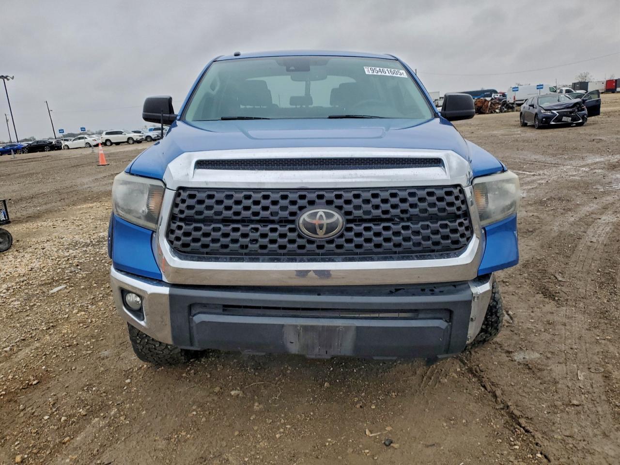 2018 TOYOTA TUNDRA