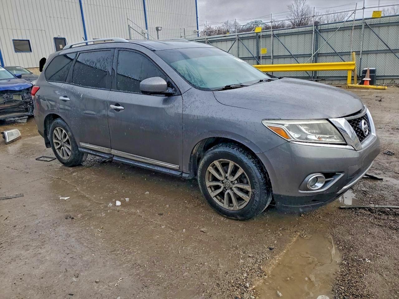 2016 NISSAN PATHFINDER