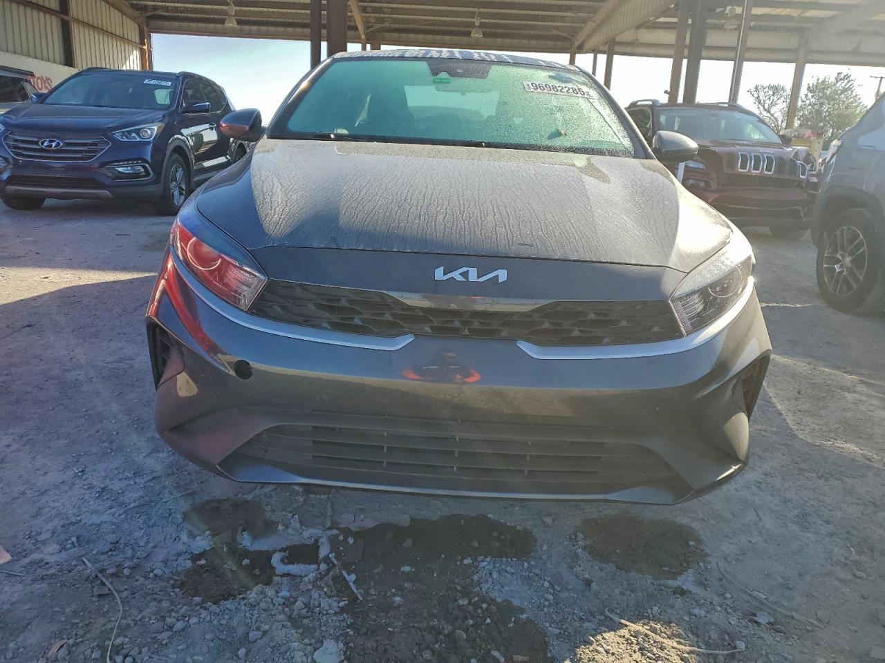 2023 KIA FORTE