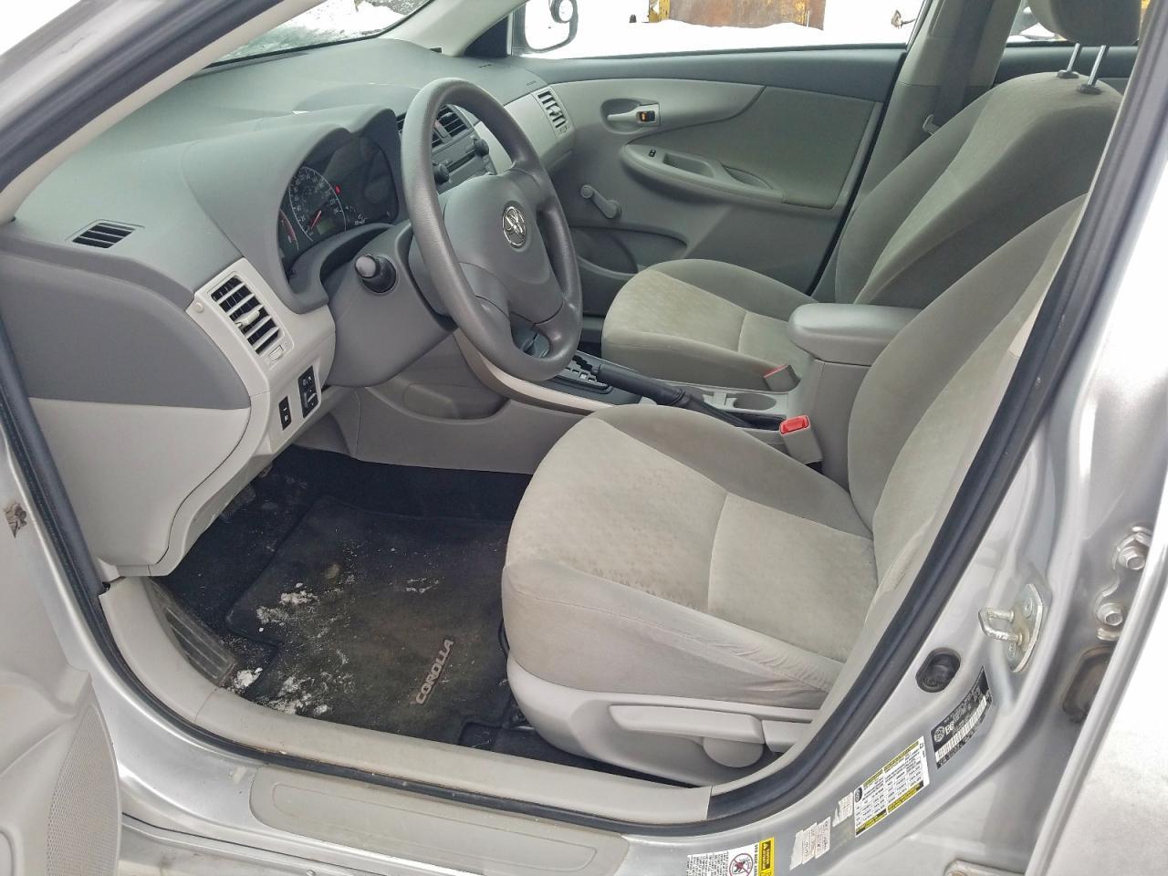 2009 TOYOTA COROLLA