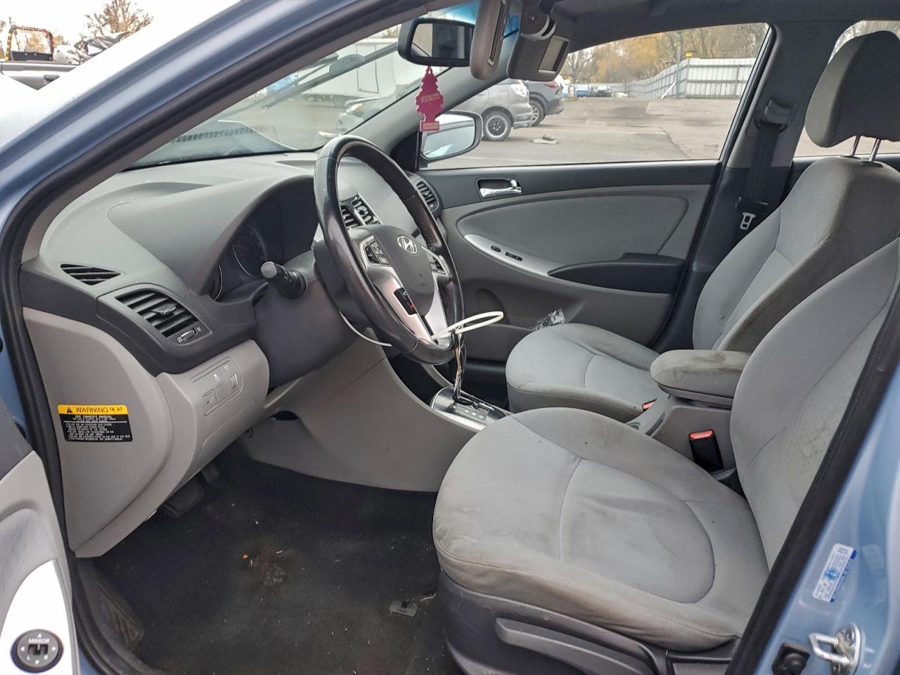 2013 HYUNDAI ACCENT