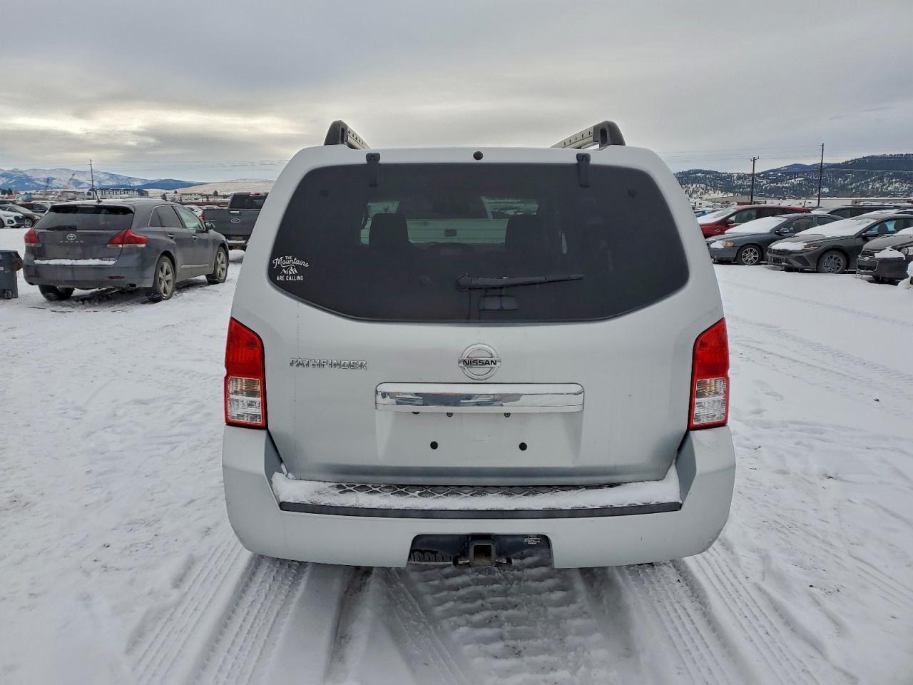 2011 NISSAN PATHFINDER