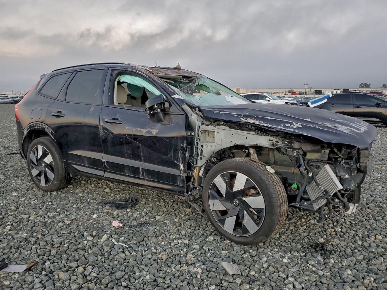 2024 VOLVO XC60