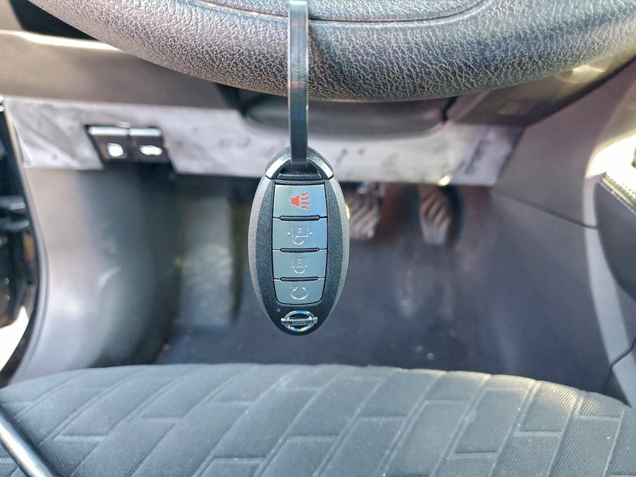 2021 NISSAN KICKS