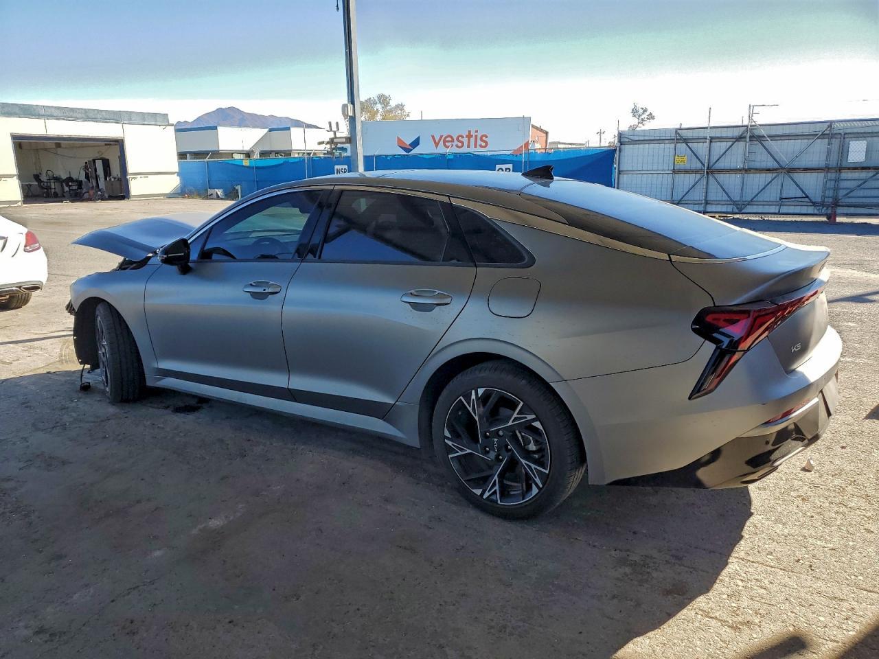 2025 KIA K5
