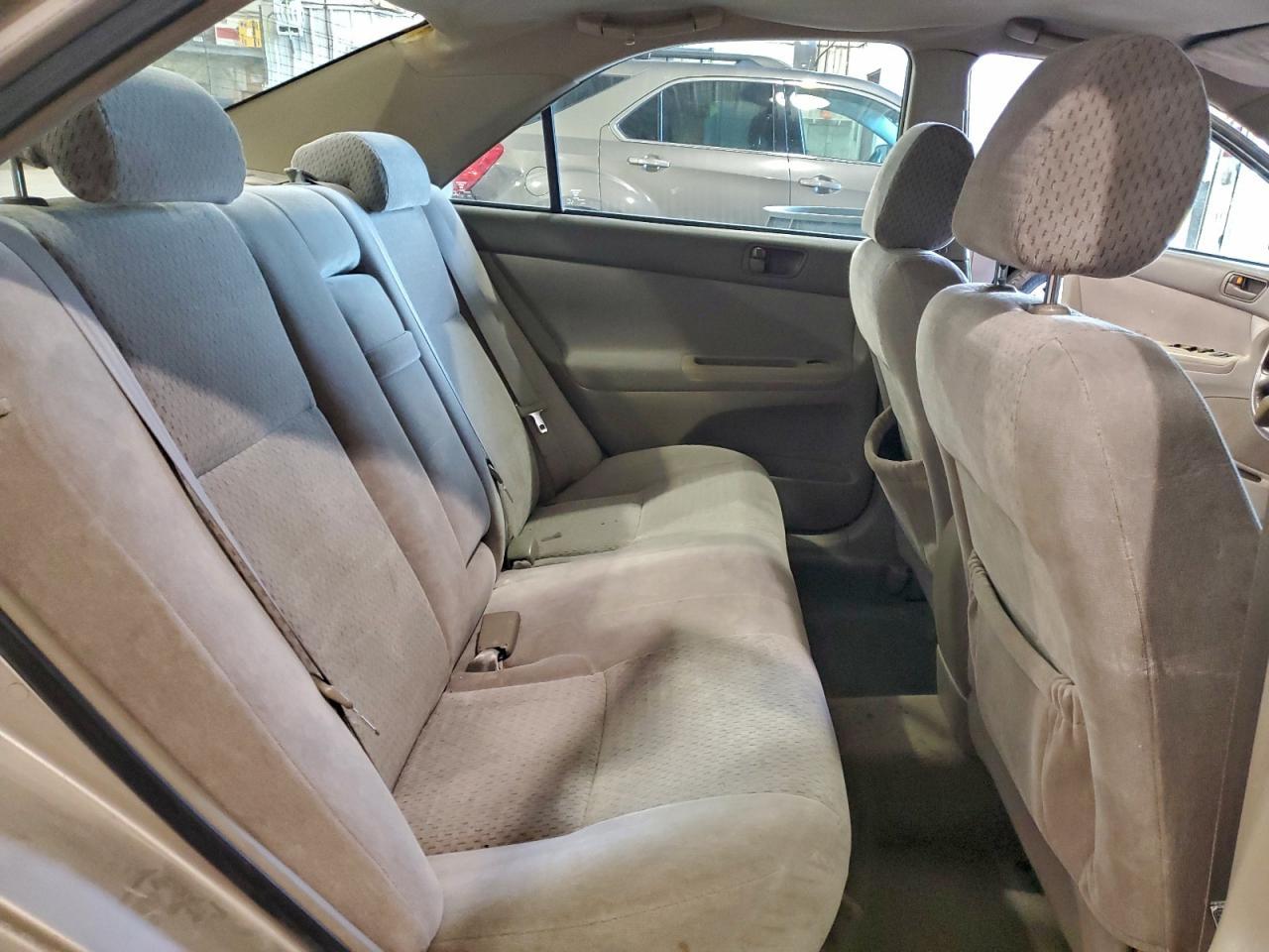 2004 TOYOTA CAMRY