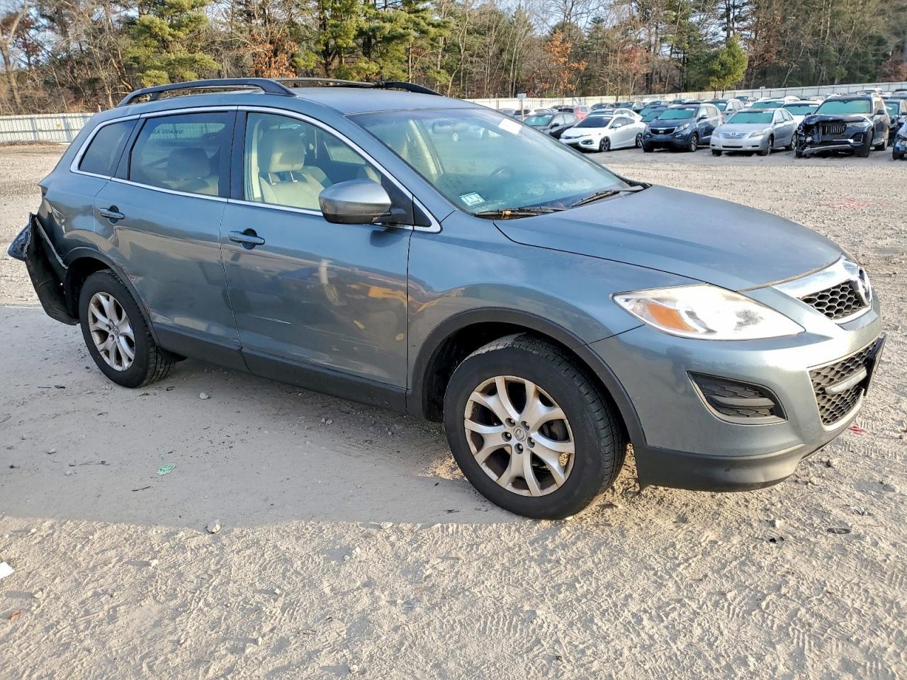 2011 MAZDA CX-9