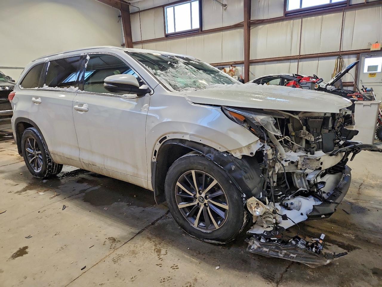 2018 TOYOTA HIGHLANDER