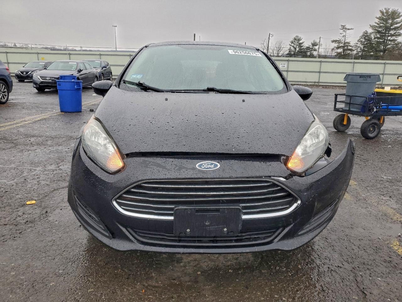 2015 FORD Fiesta