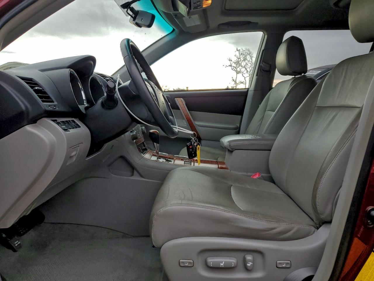 2008 TOYOTA HIGHLANDER