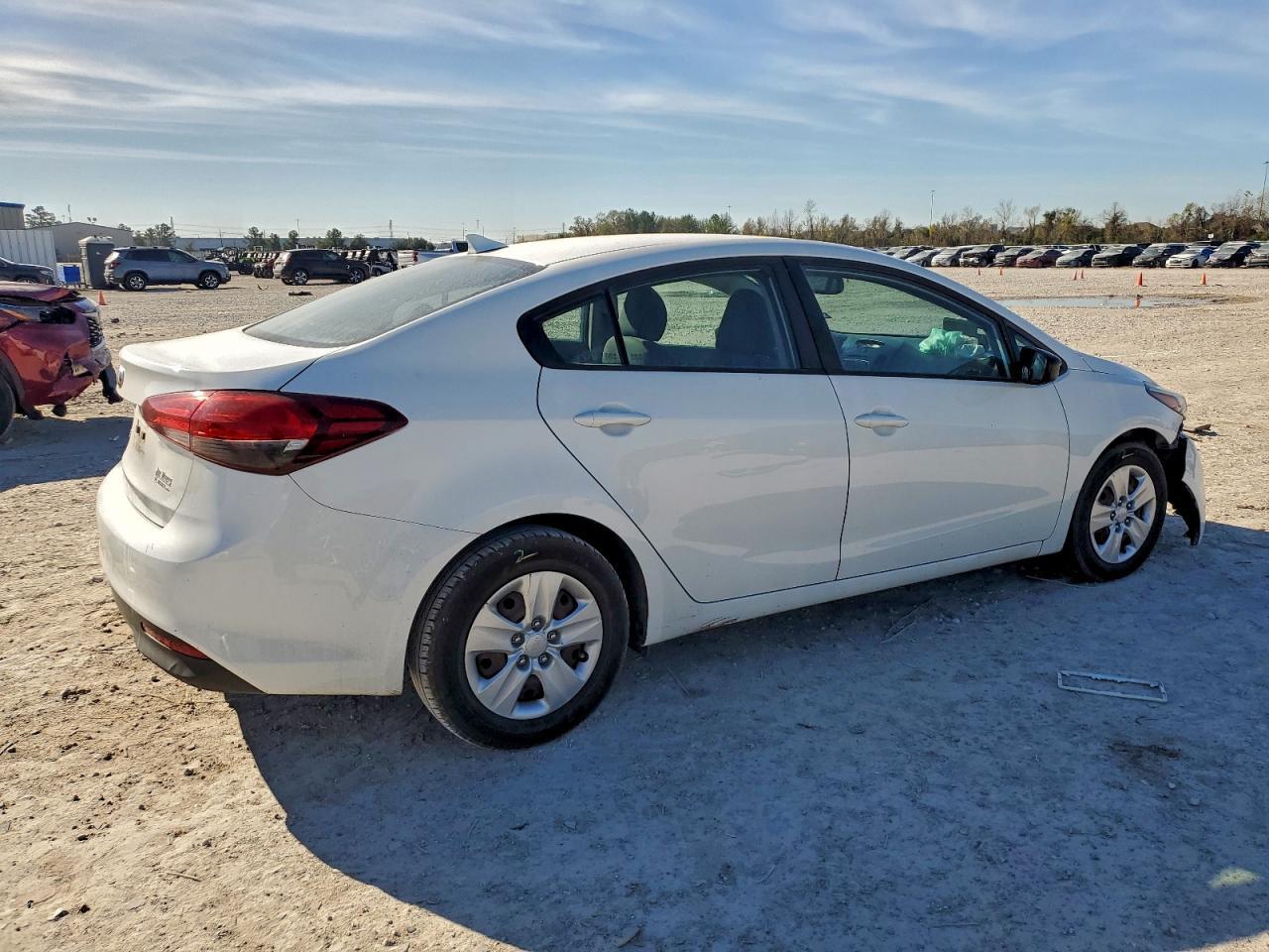2017 KIA FORTE