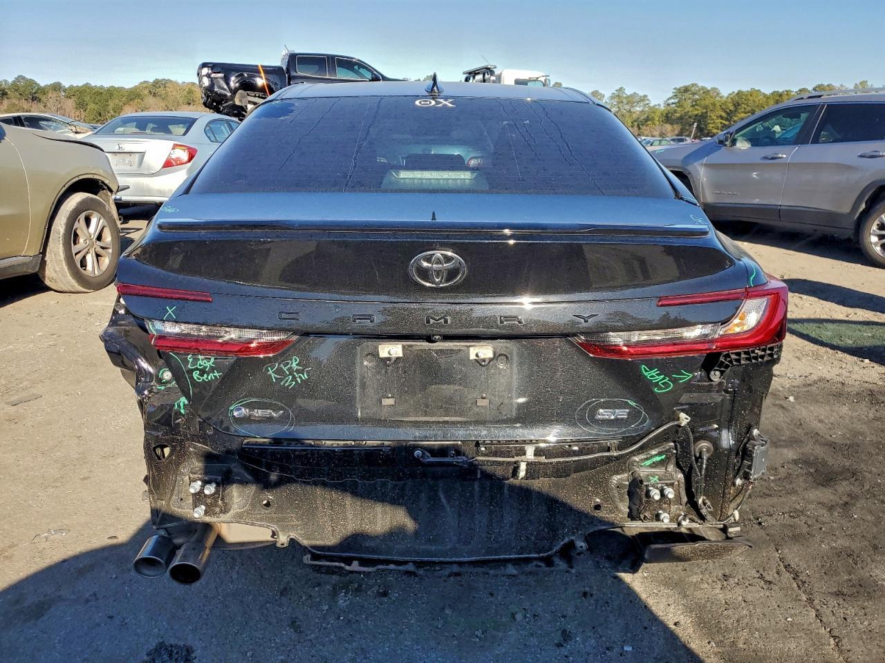 2025 TOYOTA CAMRY
