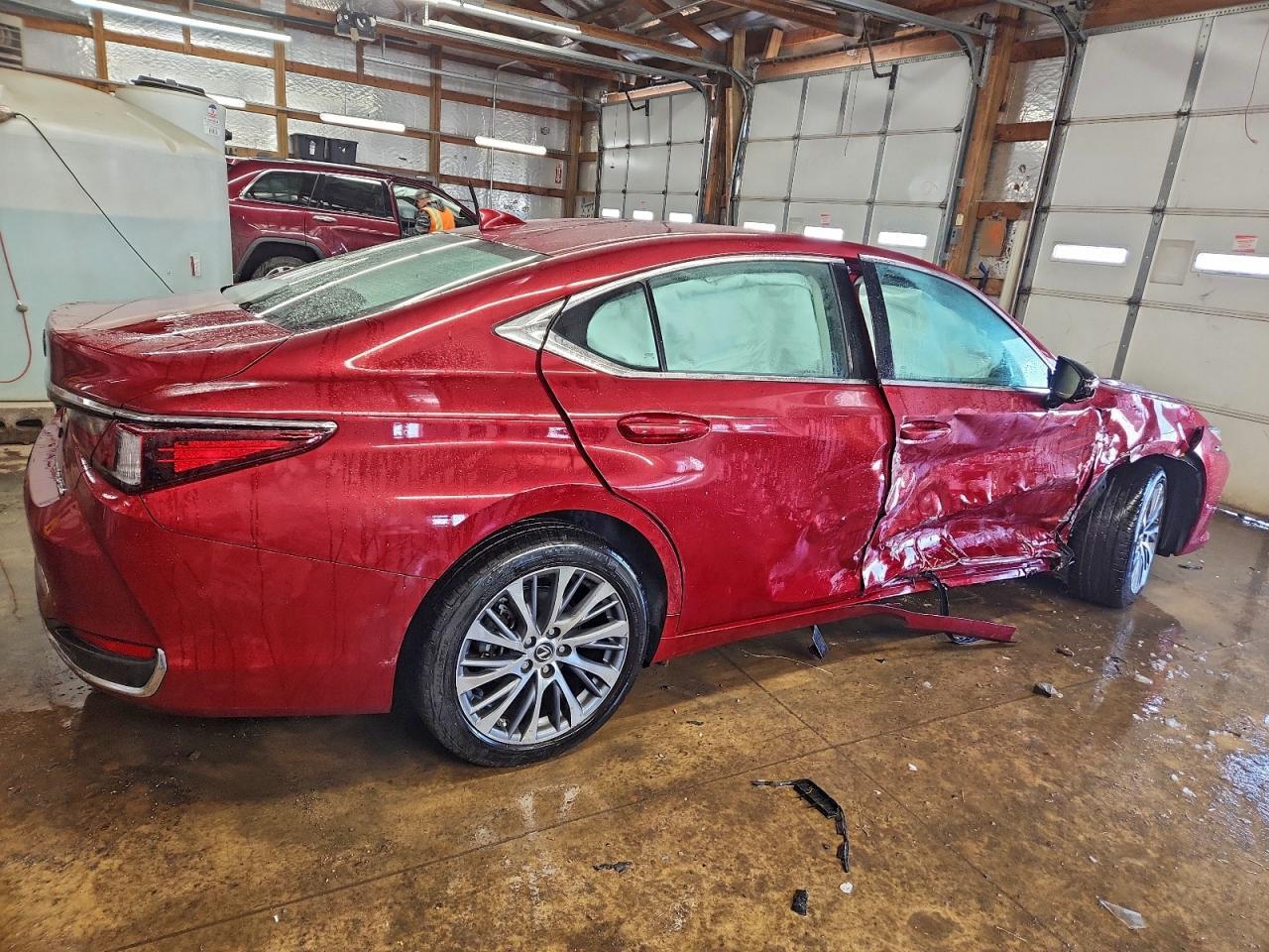 2021 LEXUS ES 250