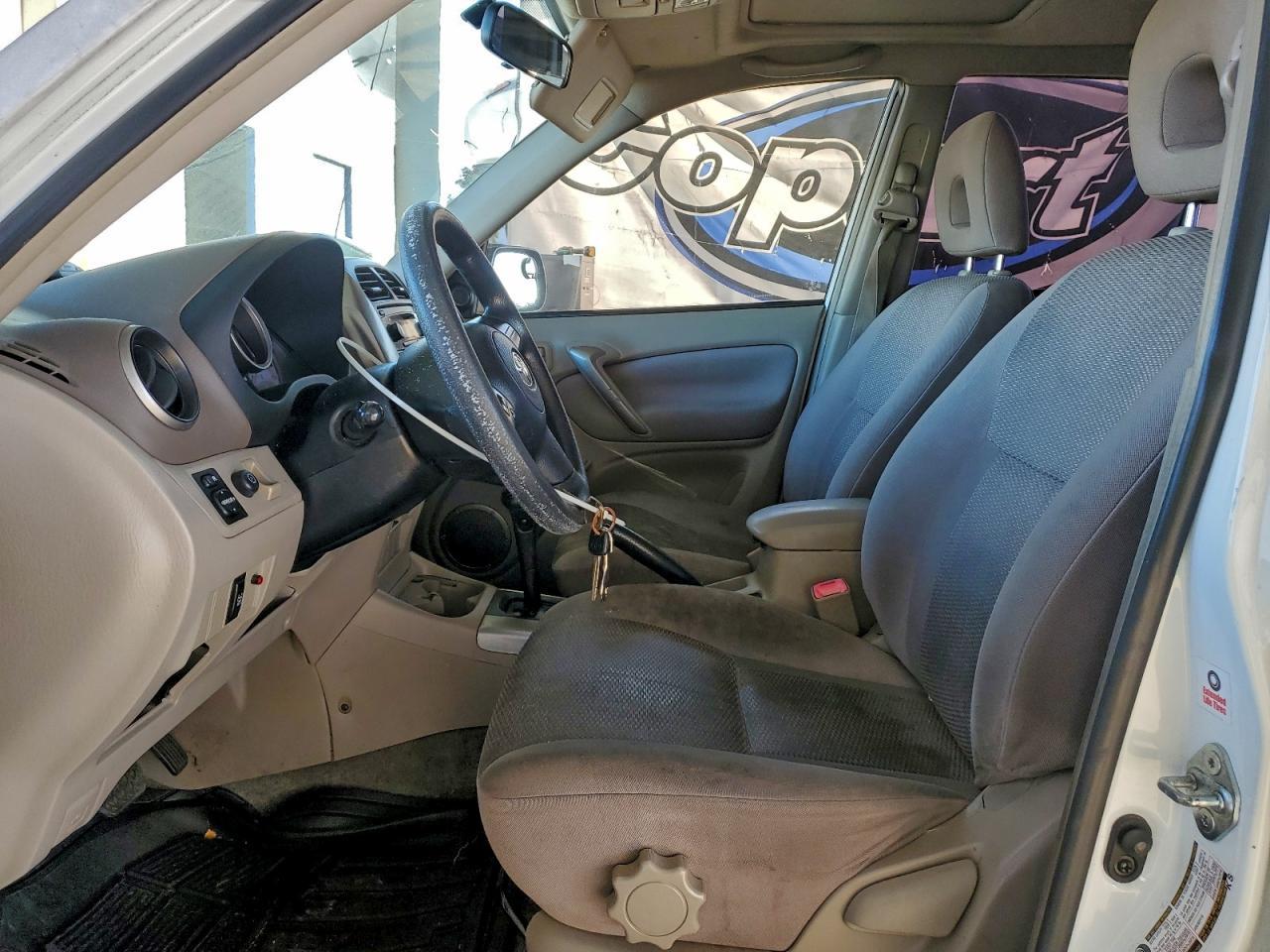 2005 TOYOTA RAV4