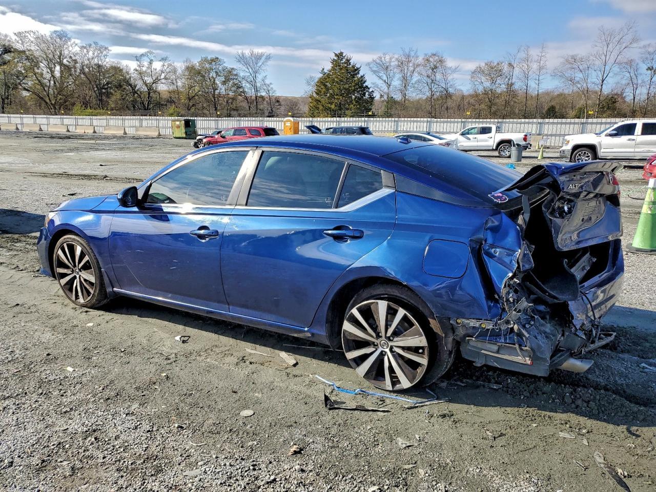 2019 NISSAN ALTIMA