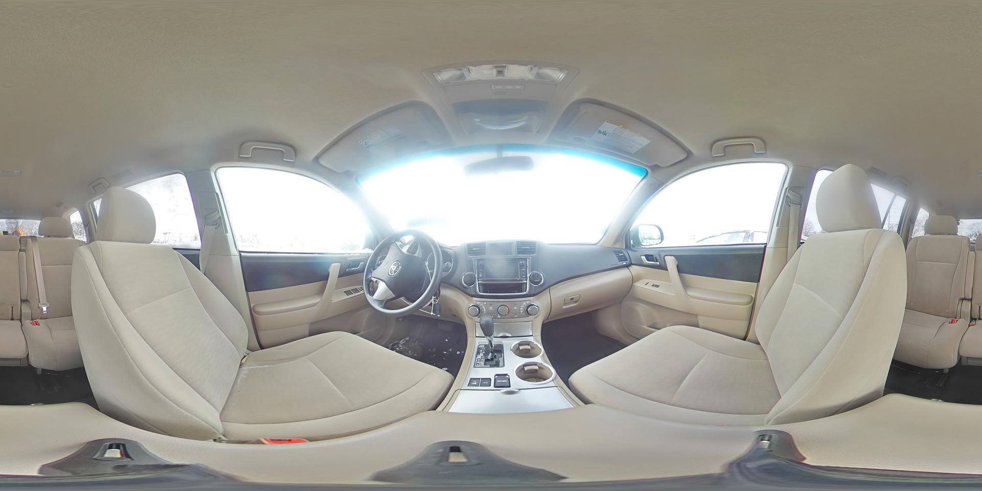 2013 TOYOTA HIGHLANDER