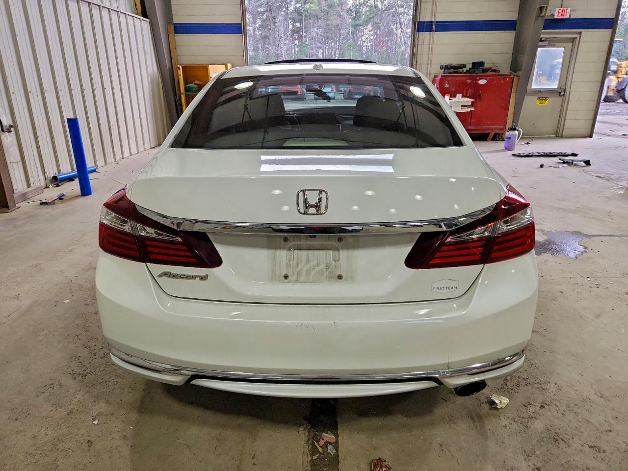 2017 HONDA ACCORD