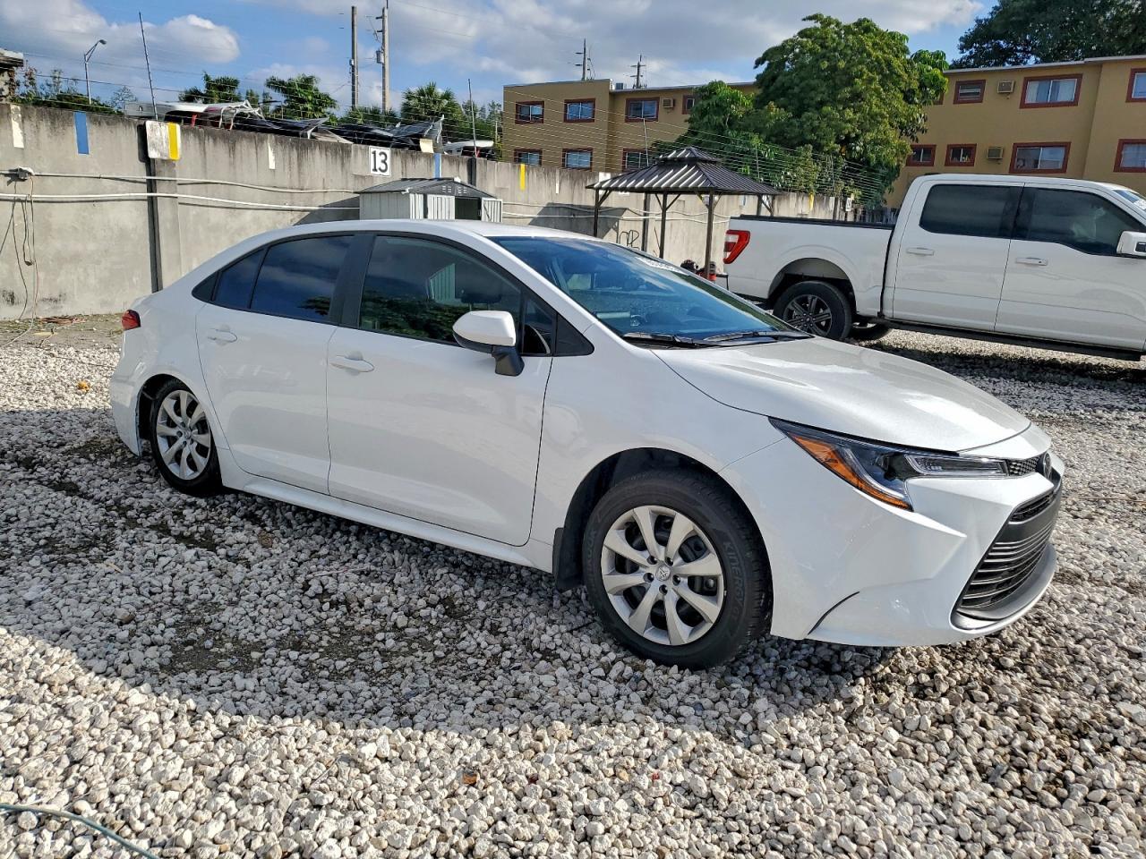 2025 TOYOTA COROLLA