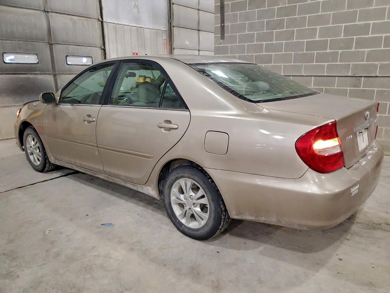 2004 TOYOTA CAMRY